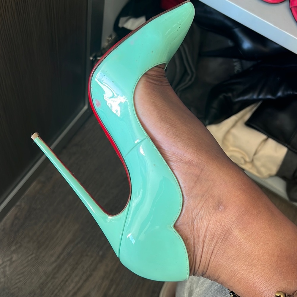 Hot chick 130s Christian Louboutin